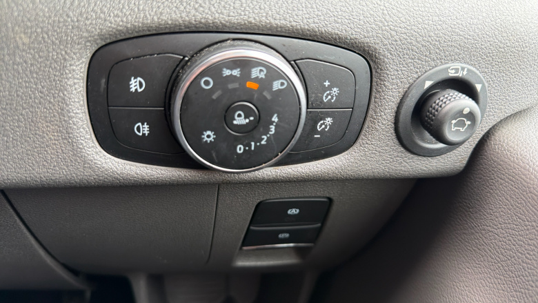 Ford Transit 350 L3 Diesel Fwd 2.0 EcoBlue 130ps H2 Limited Van Auto [8S] [Nav]